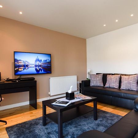 Oakfield Premier Apartments - Fast Wifi - 5 Mins City Centre Кардиф Екстериор снимка