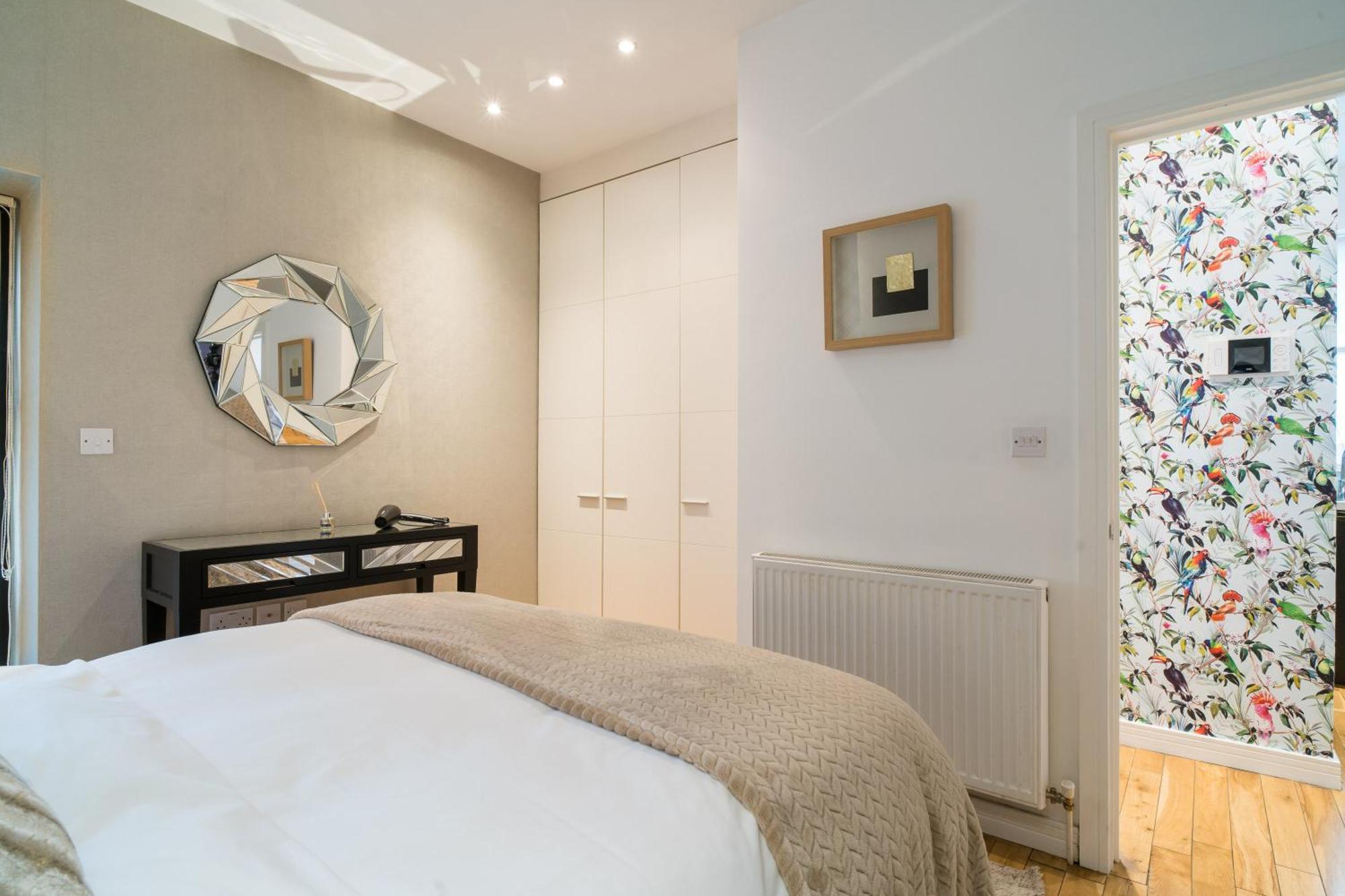 Oakfield Premier Apartments - Fast Wifi - 5 Mins City Centre Кардиф Стая снимка
