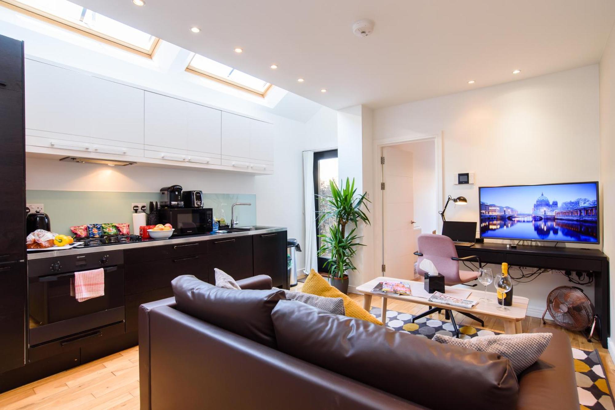 Oakfield Premier Apartments - Fast Wifi - 5 Mins City Centre Кардиф Стая снимка