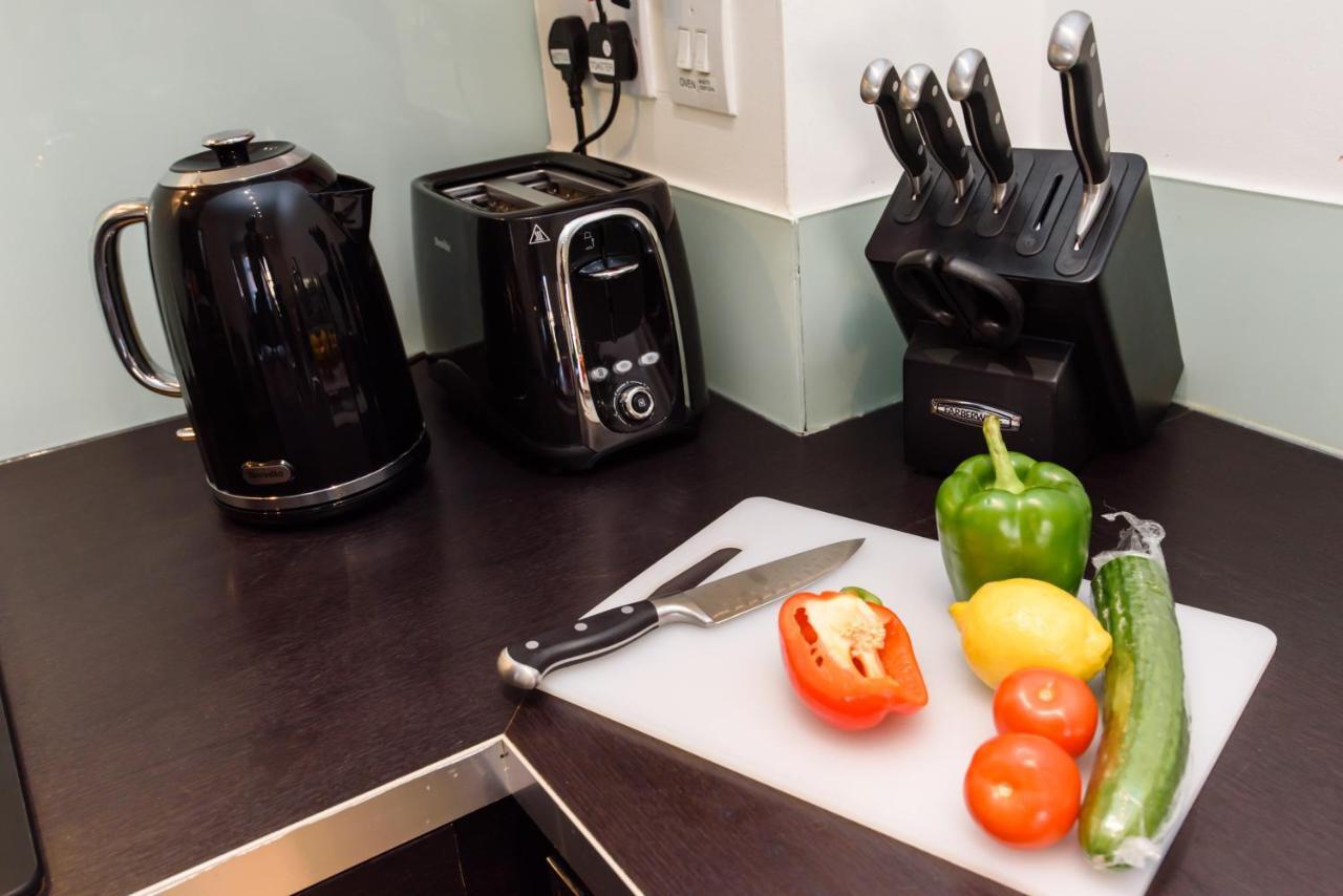 Oakfield Premier Apartments - Fast Wifi - 5 Mins City Centre Кардиф Екстериор снимка